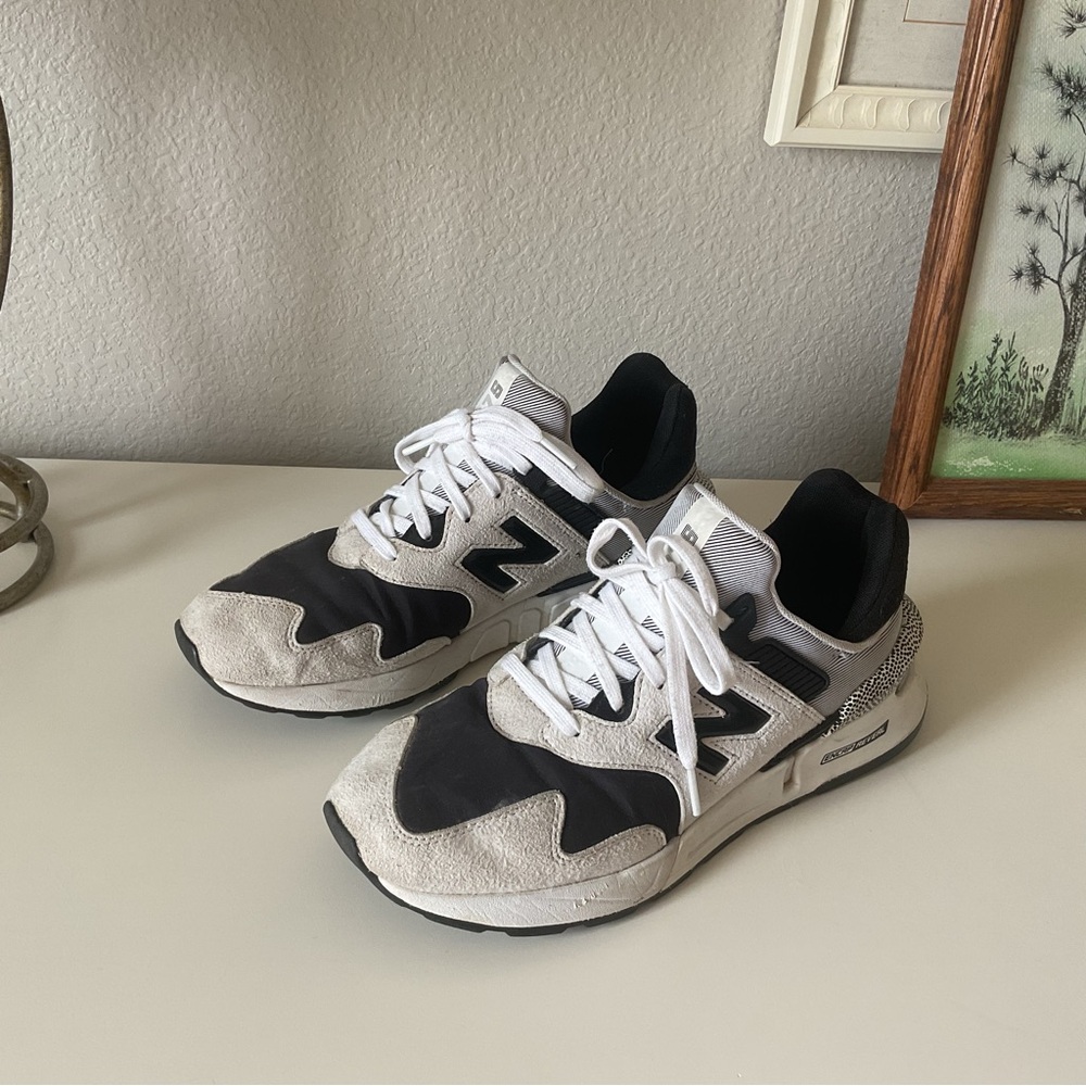 New Balance abzorb 997 s Athletic Sneakers